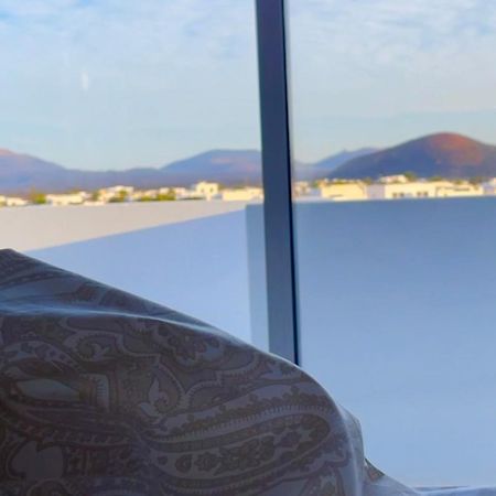 Villa Vulcano Uga Esterno foto